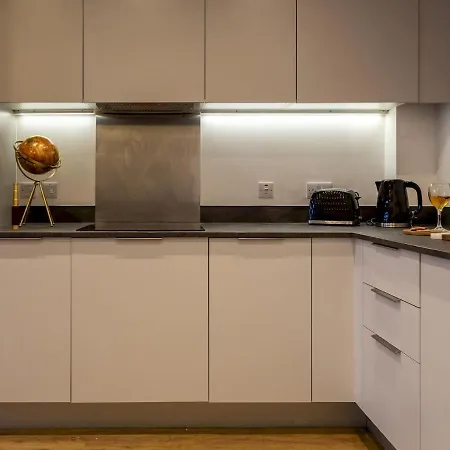 Apartment Pass The Keys Super Luxurious 1 Bed Jewellery Q
